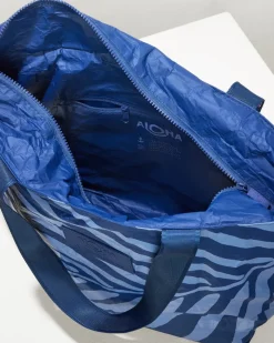 Tommy Bahama Aloha Collection Navy Shade Day Tripper Tote Current/Navy Outlet