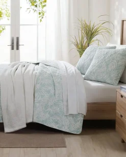 Tommy Bahama Art of Palms Reversible 3-Piece Full/Queen Quilt Set Blue Discount