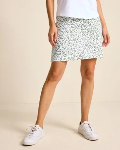 Tommy Bahama Aubrey Leopard Leisure IslandZone® Skort Tea Leaf Best