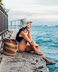 Tommy Bahama Women's OluKai® Ho'ōpio Sandals Trench Blue Outlet